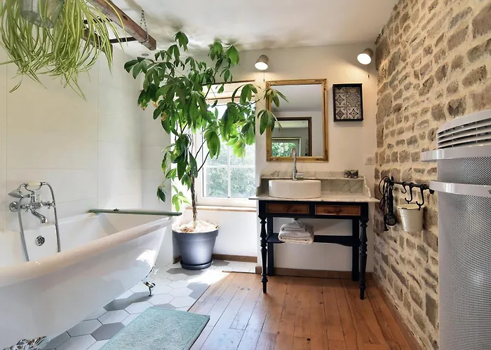 - Avec Grand Jardin *